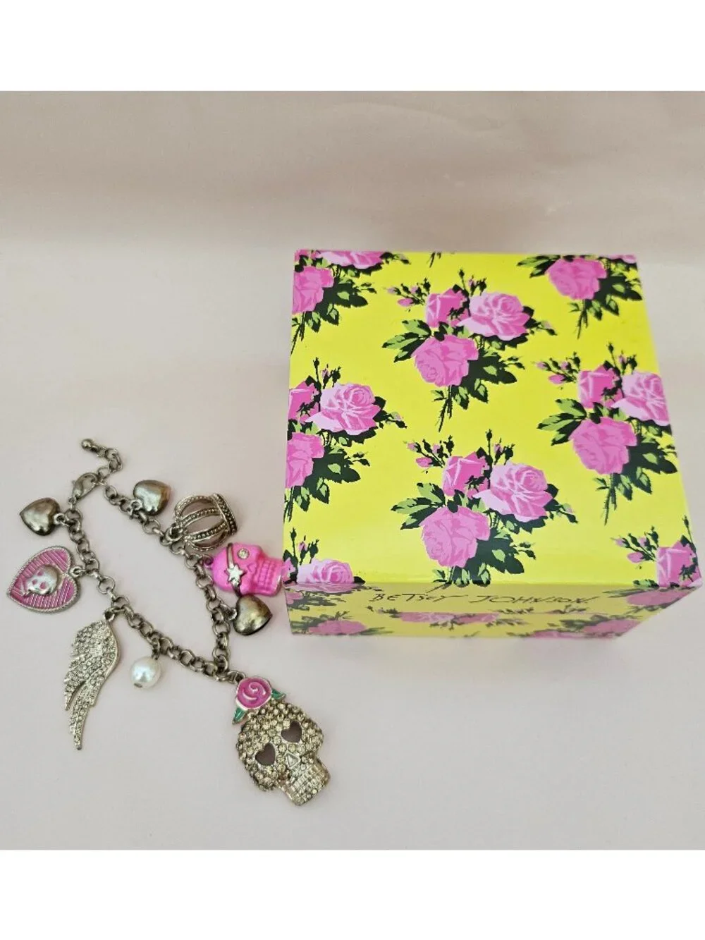 Betsey Johnson Crystal Skull Charm Bracelet Pink Rose Wing Heart w Box